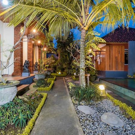 Saka House Hotel Ubud  Exterior photo